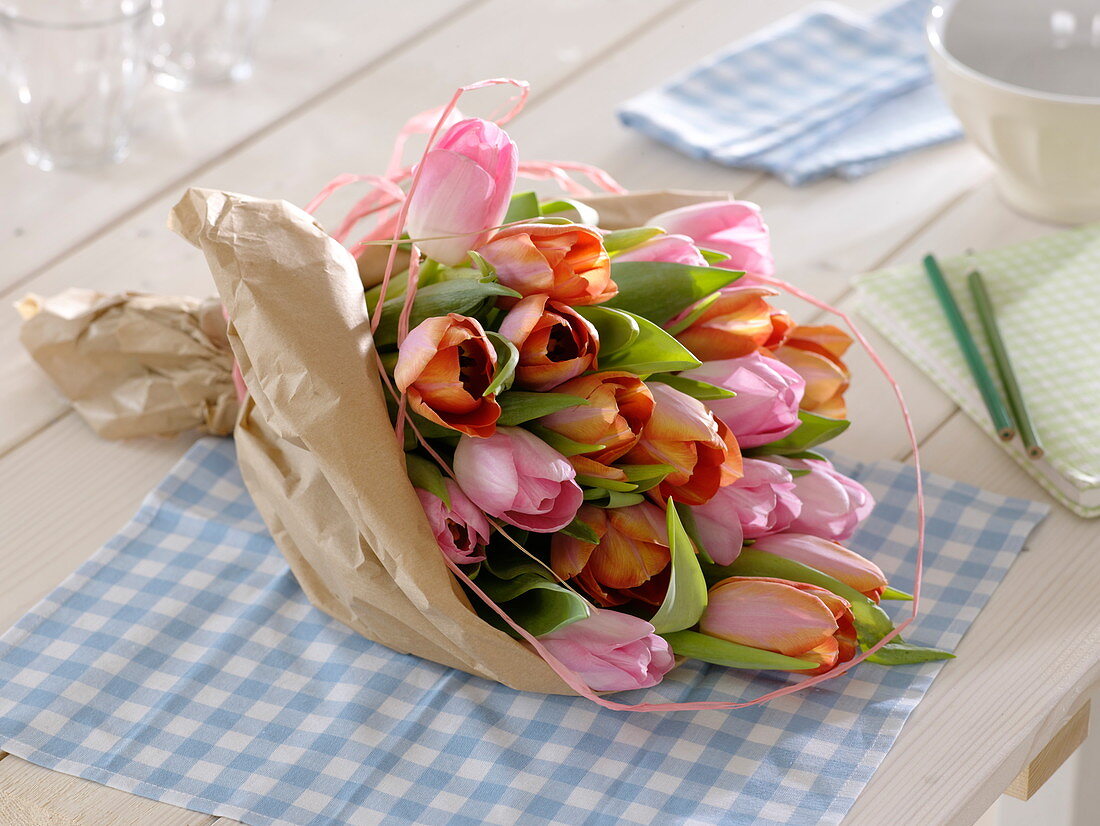 Bouquet of Tulipa (tulips), orange and pink mixed