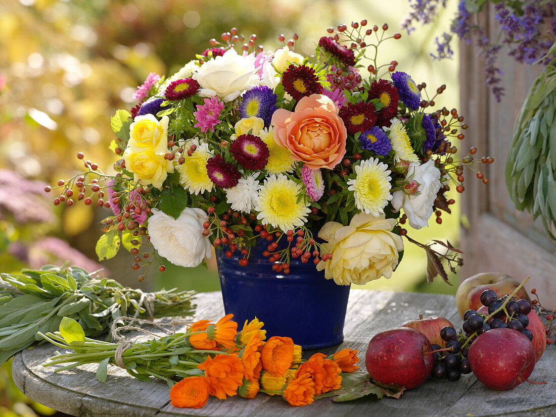 Bouquet with roses (roses, rosehips), Callistephus chinensis