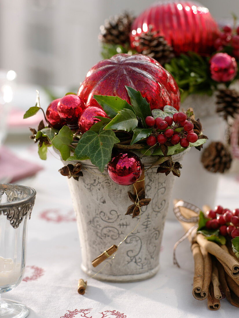 Christmas table decoration with red ball arrangements