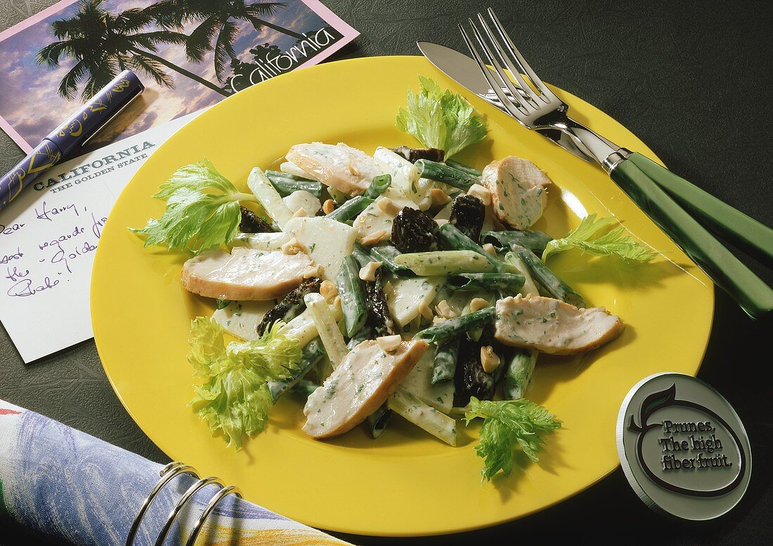 Apple and celery salad with chicken breast fillets