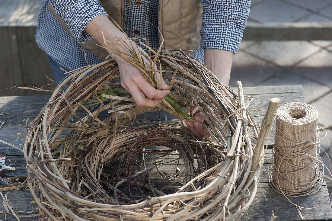 Basket of dried clematis tendrils