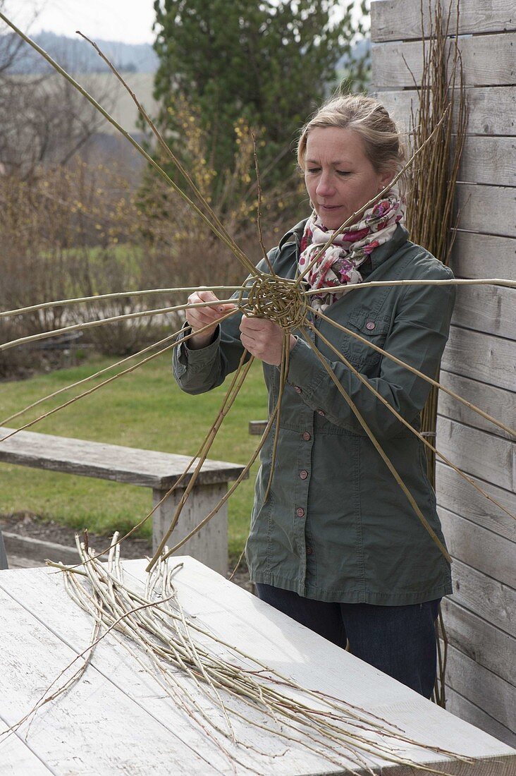 Homemade wicker basket with kitty willow, willow and grass (2/7)