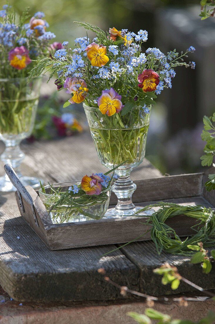 Mini bouquet with myosotis (forget-me-not) and viola cornuta