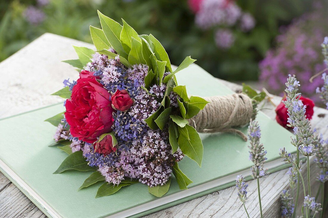 Biedermeier bouquet of Rosa (roses), Oregano (Origanum), Lavender