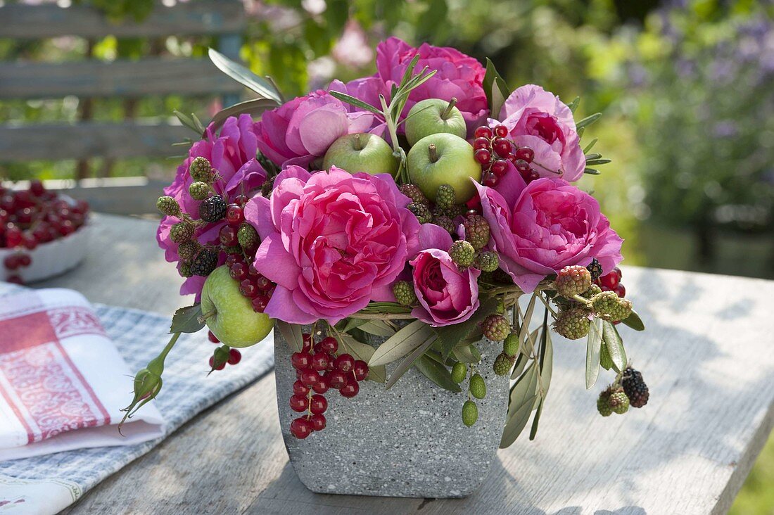 Bouquet of roses and fruits