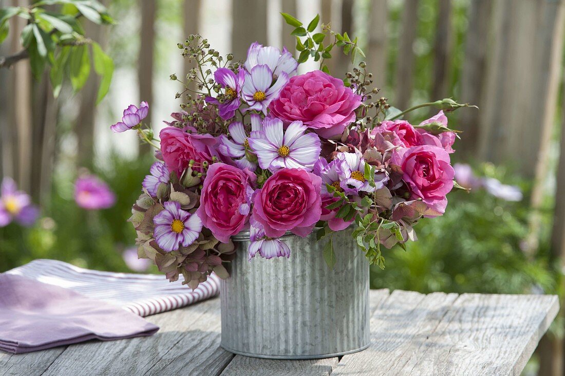 Bouquet with Rosa (roses), Cosmos (ornamental basket), Hydrangea