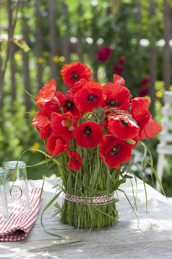 Wiesenstrauss aus Papaver rhoeas (Klatschmohn)