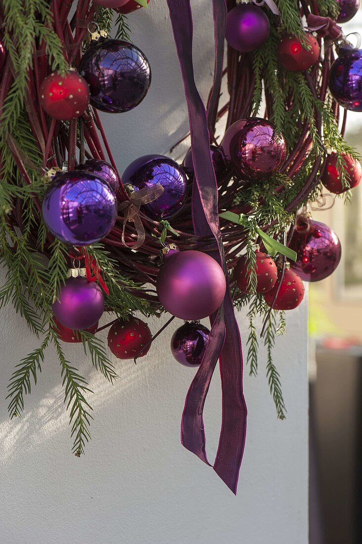 Wreath decorated with Cornus and Cryptomeria