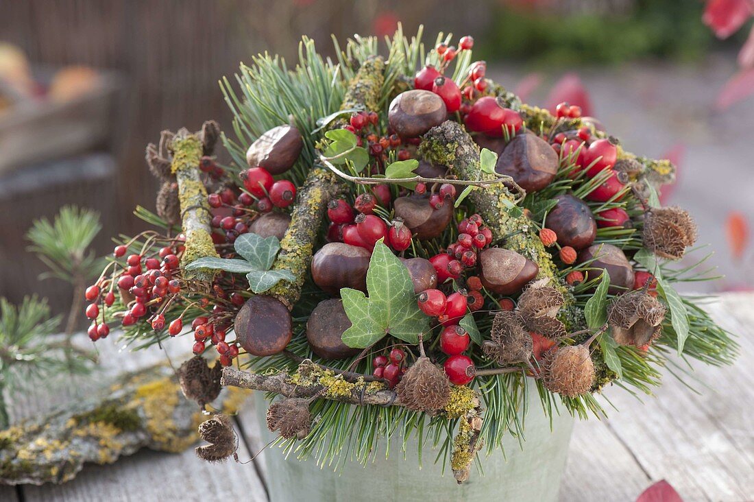 Floristic decorations with finds from the autumn forest