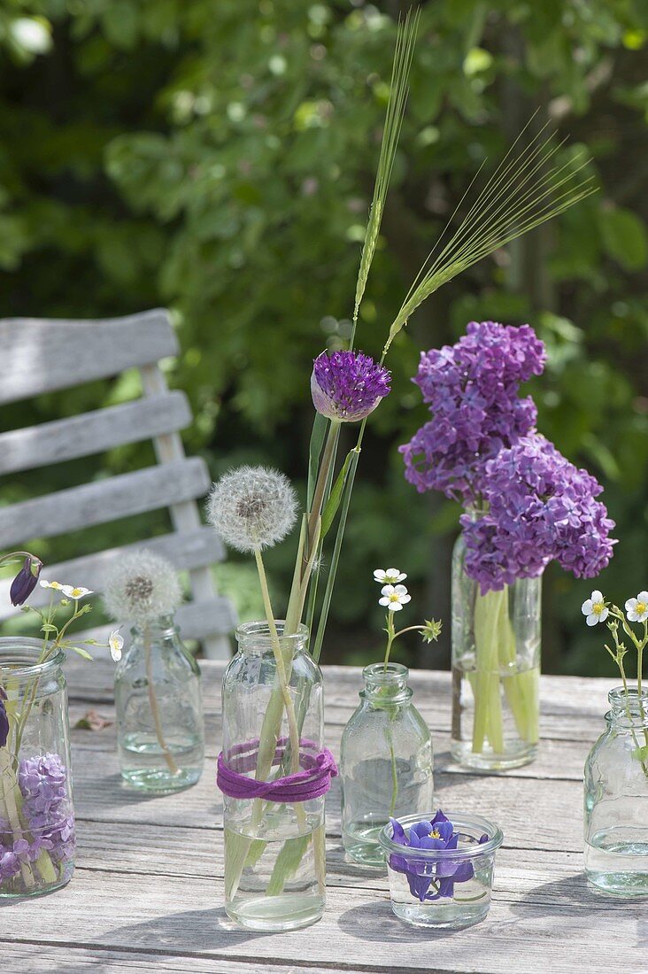 Unusual lilac table decoration