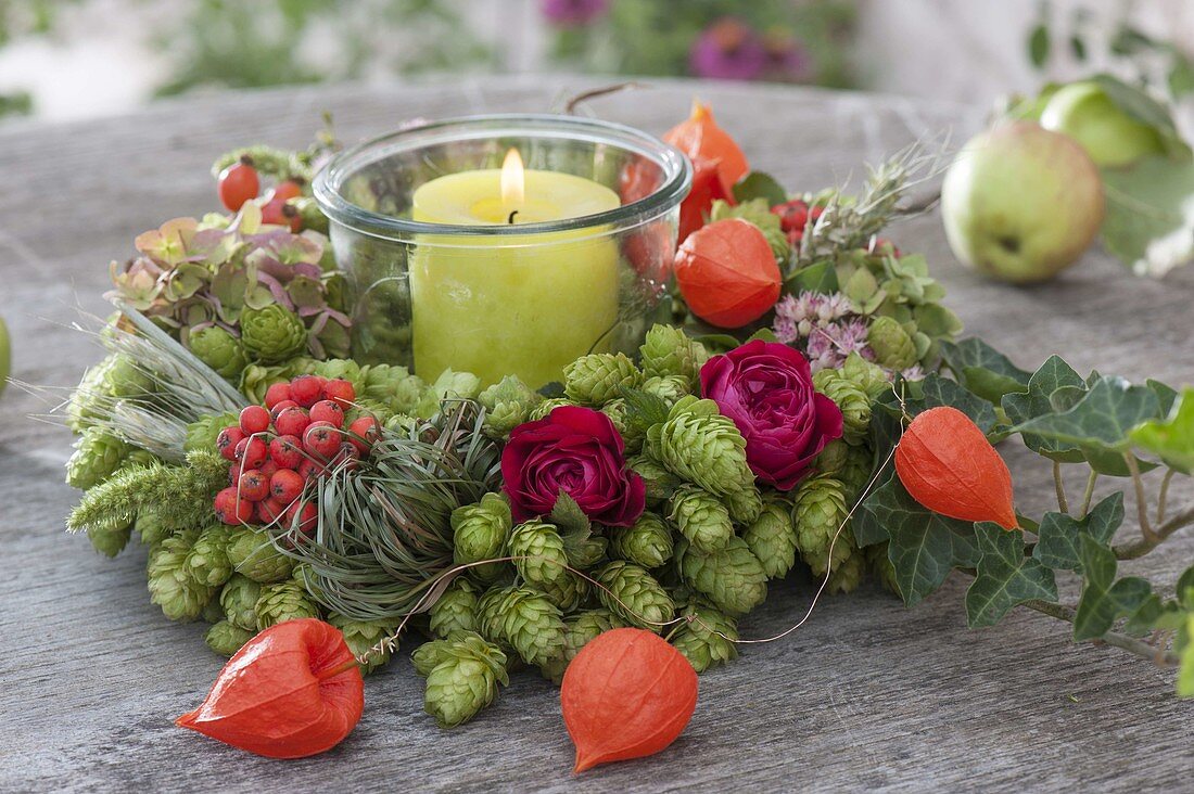 Hopscotch with wild fruits and flowers