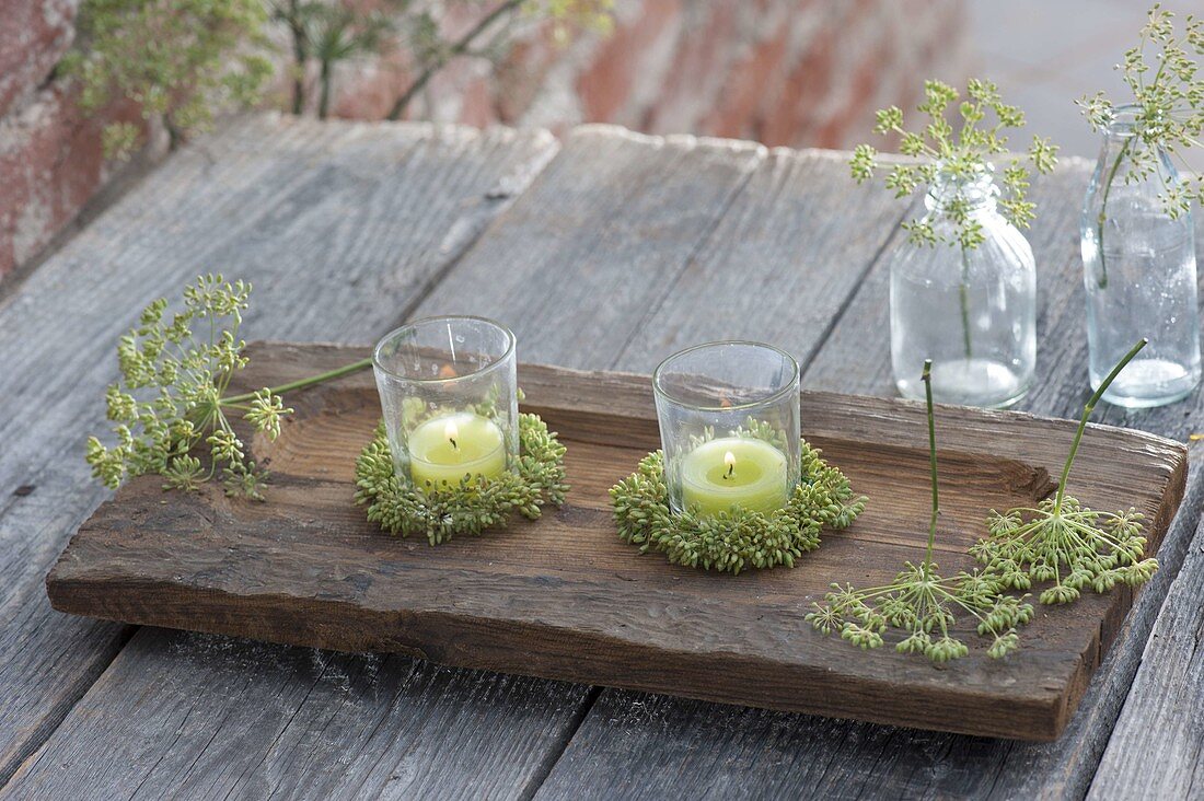 Small lanterns with wreath of fennel (foeniculum)