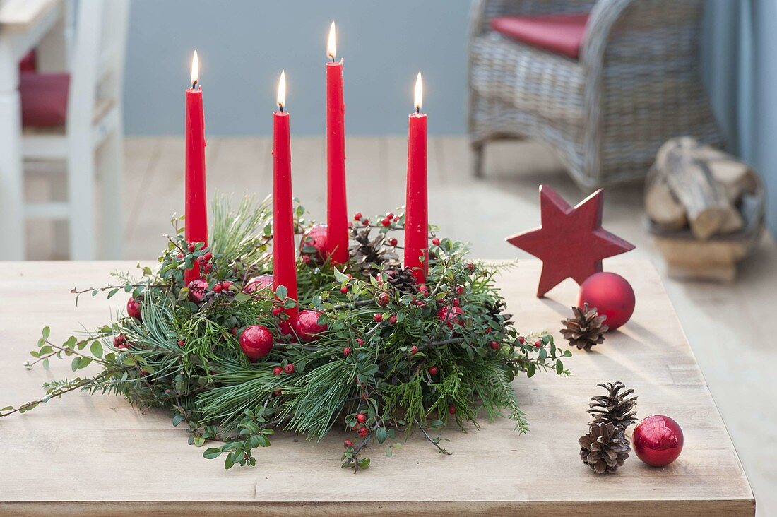 Mixed Advent wreath of branches from the garden