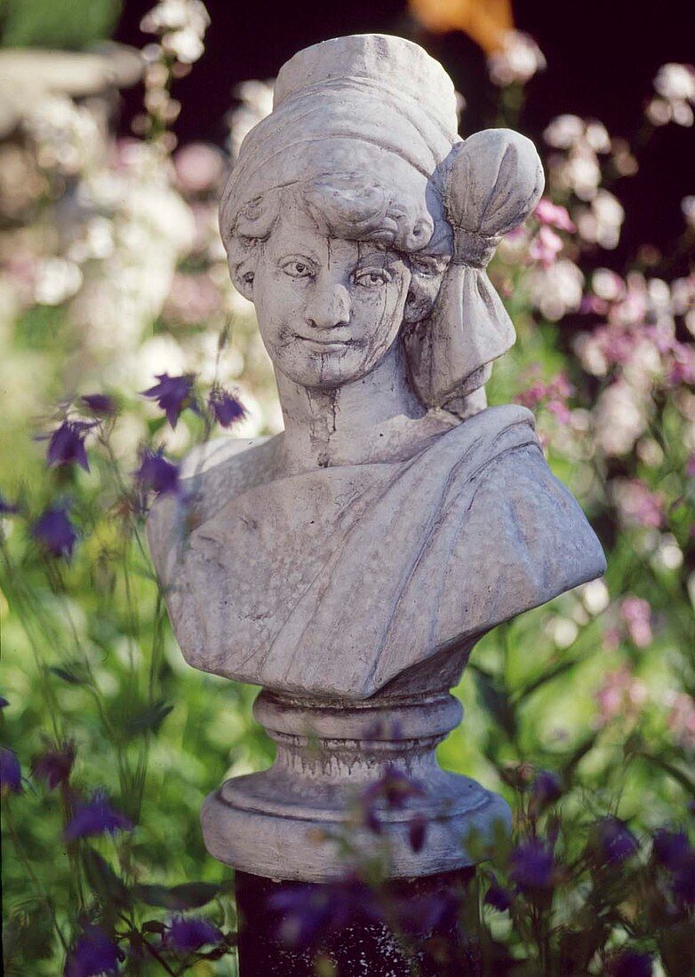 Bust of a woman