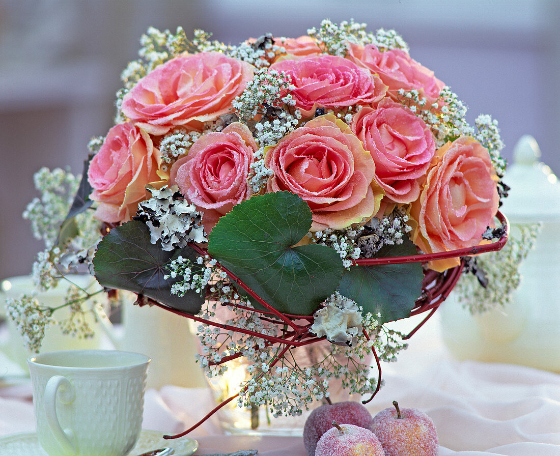 Rose bouquet with Esperanza roses and Gypsophila (veilwort)