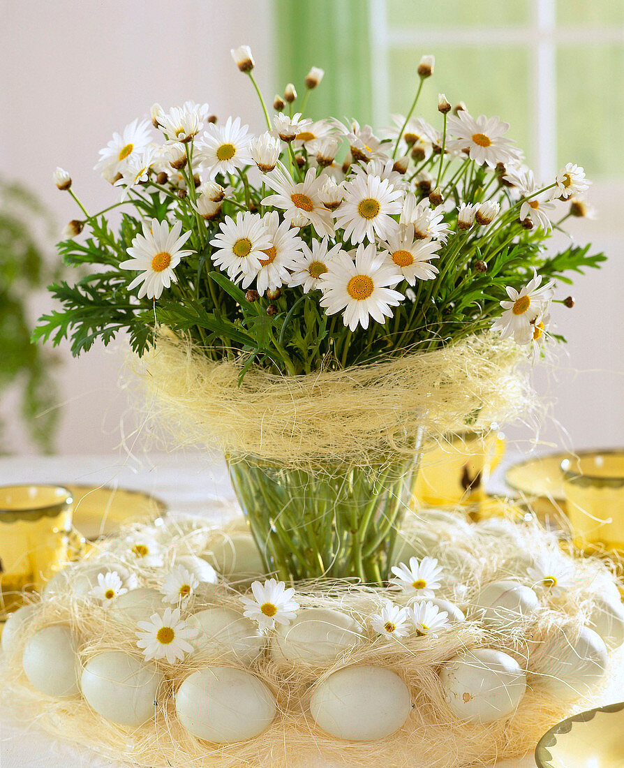 Bouquet from Argyranthemum frutescens (daisies))