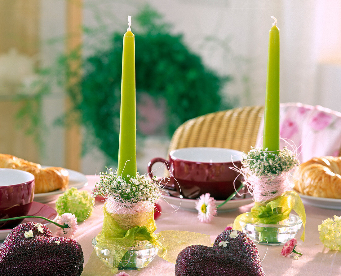 Candles with cuff of Gypsophila (baby's breath)