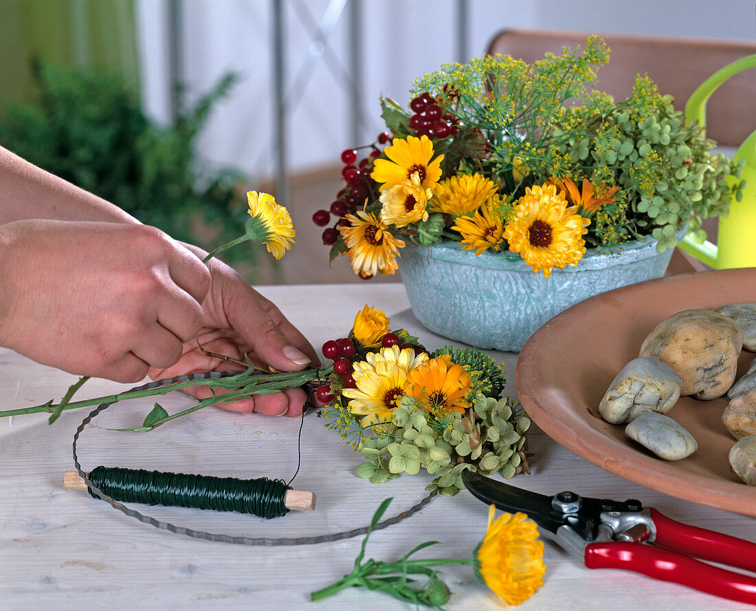 Summer wreath tying