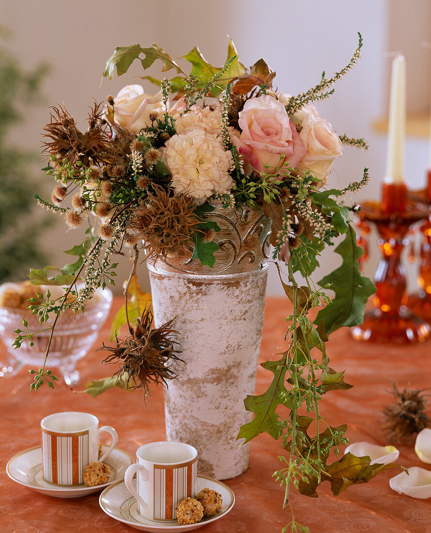 Rosa (roses), Dianthus (carnations), Corylus colurna (tree hazel), Eucalyptus (buds)