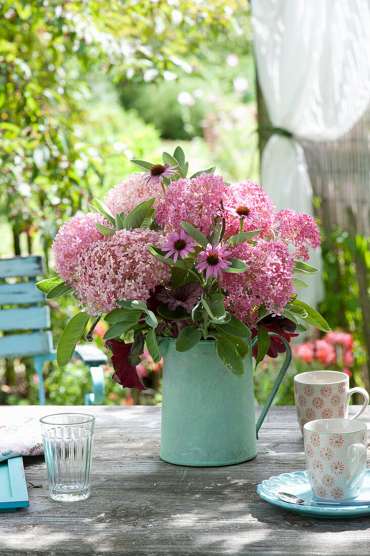 Cottage bouquet in green pot, Hydrangea 'Pink Annabelle'