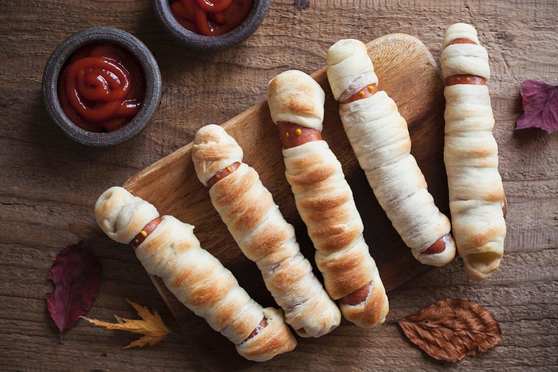 Sausage mummies for Halloween