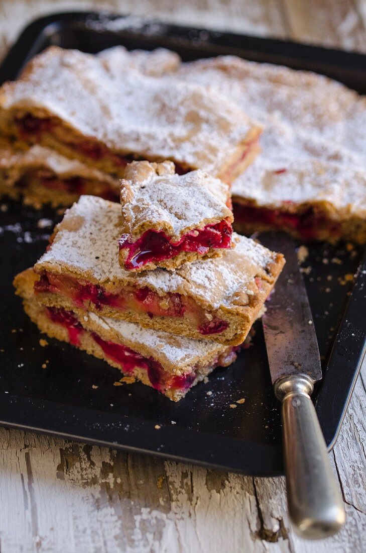 Pflaumenpie auf Backblech