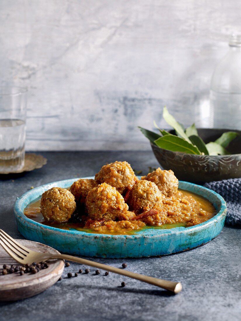 Lamb meatball curry with tomatoes (India)