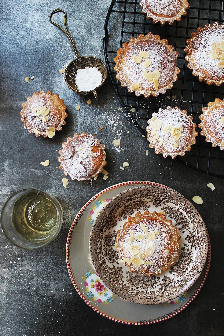 Small almond cakes dusted with icing sugar