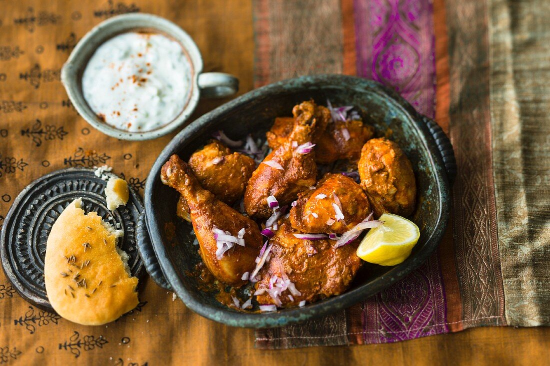 Tandoori chicken with raita (India)