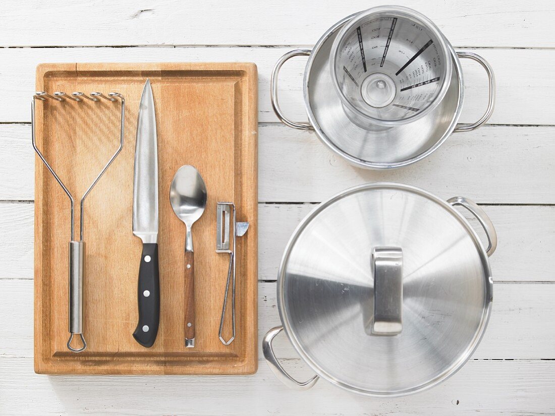 Kitchen utensils for making puree