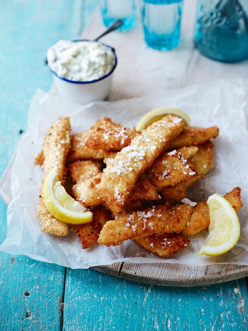 Fish fingers with tartar sauce