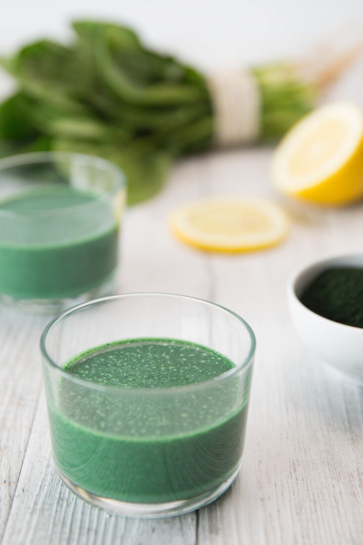 Green spirulina juice with ginger and banana