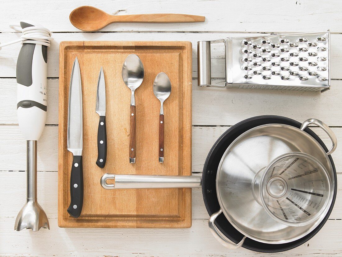 Kitchen utensils for making soup