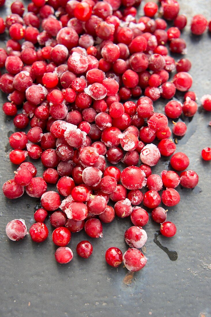 Frozen cranberries