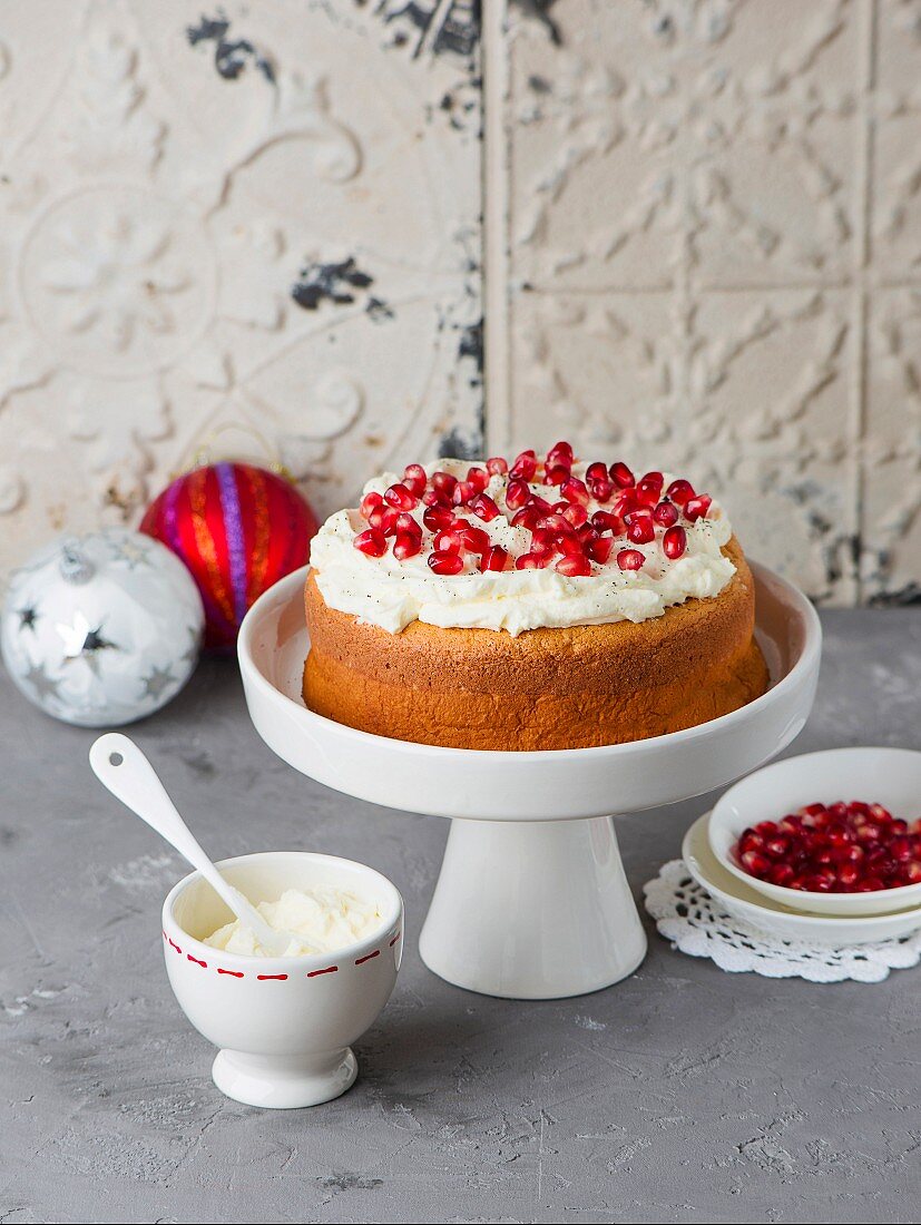 Pomegranate cake for Christmas