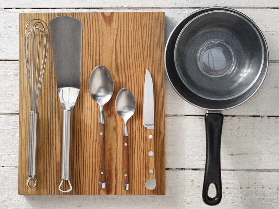 Kitchen utensils for making tartar