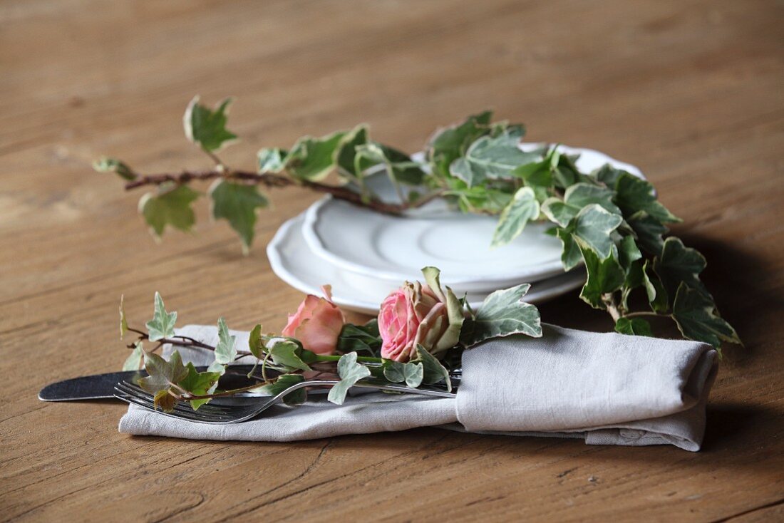 DIY Paper Napkin Roses Decoration