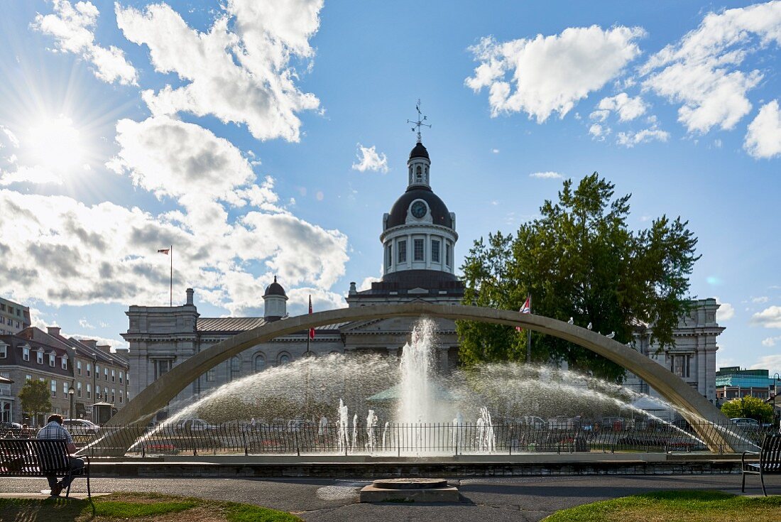 View of the town hall with the Confederation Arch Fountain in Kingston, Canada