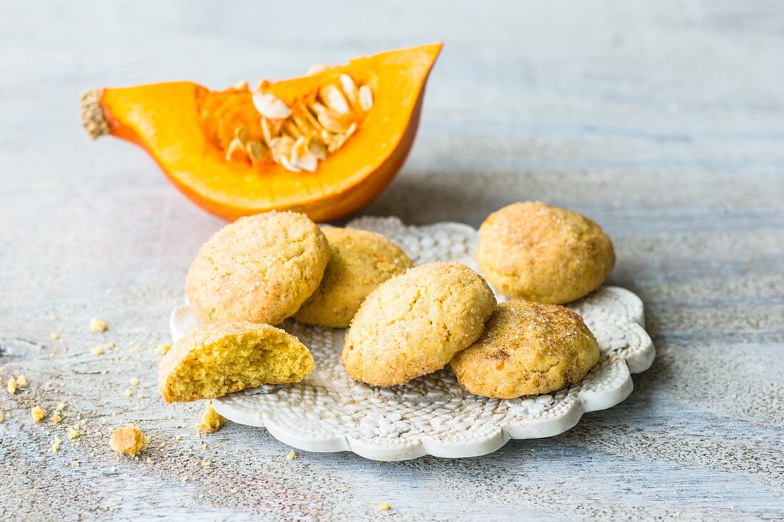 Quick pumpkin biscuits with spices
