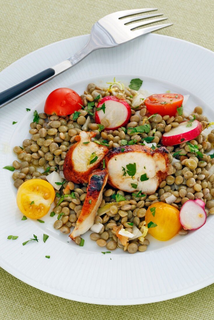 Chicken breast with a lentil salad