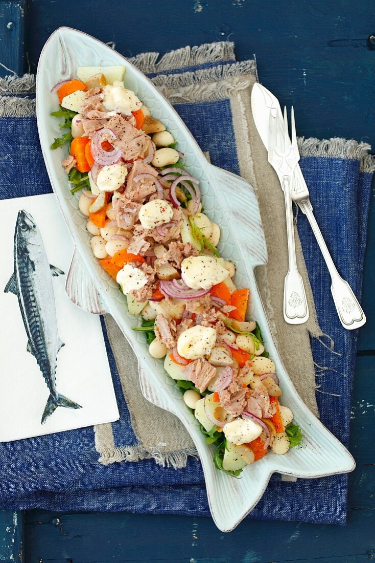 White bean, rocket, carrot, potatoes and tuna salad with mayo
