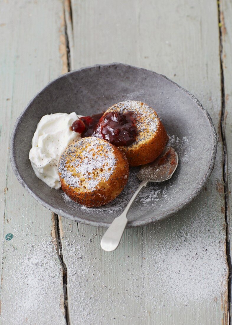 Sugar-free lívance (leavened pancakes from the Czech Republic) with poppyseeds and plum jam