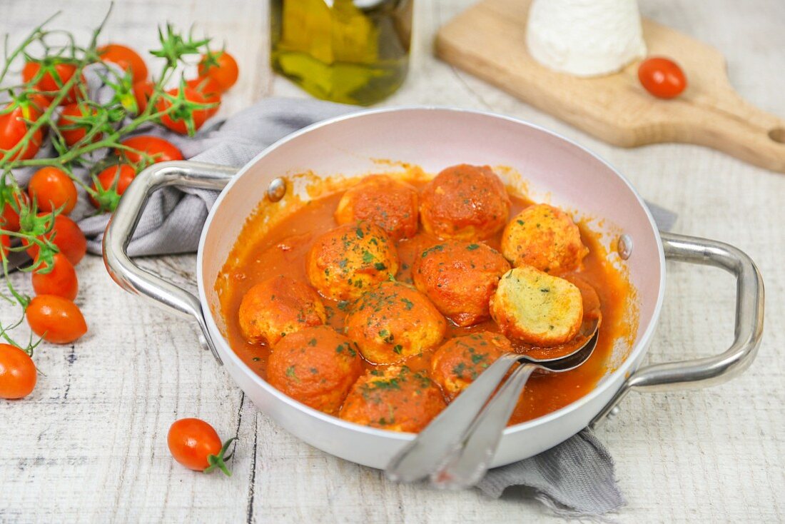 Ricotta Meatballs In Sauce