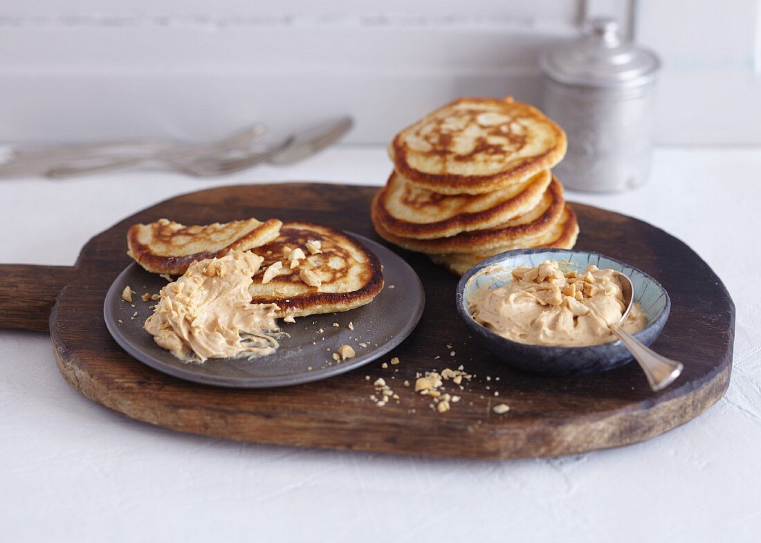 Buttermilk pancakes with peanut and cinnamon cream