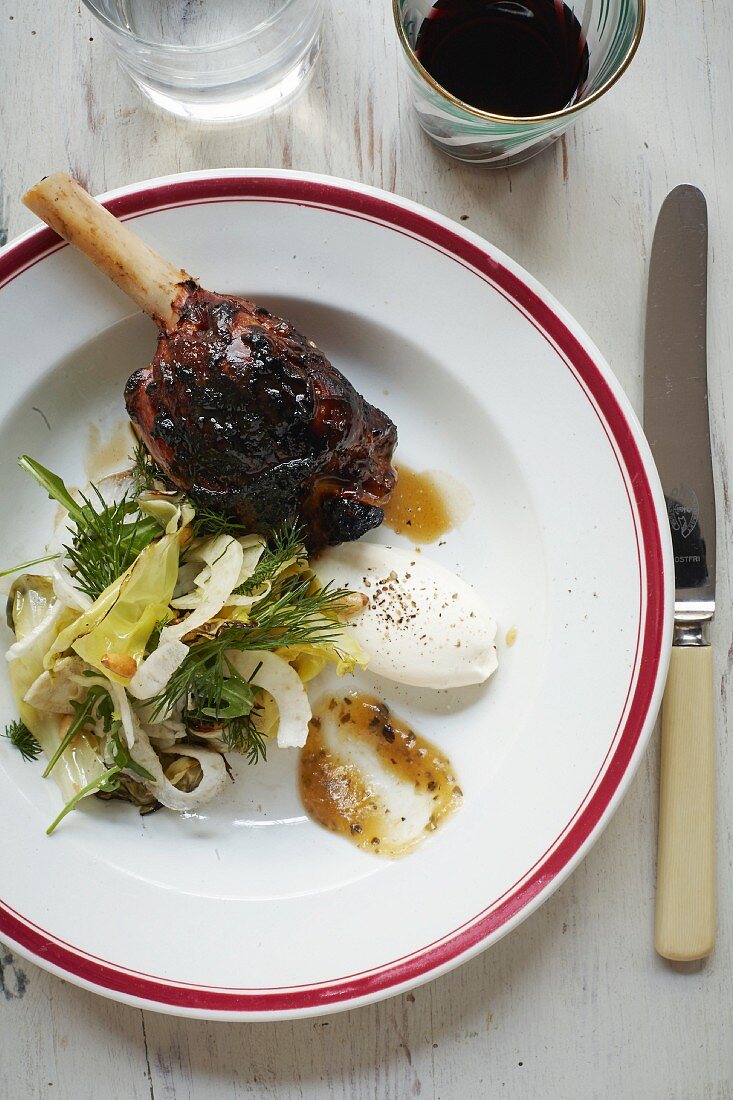 Slow roasted lambs leg with cabbage fennel salad