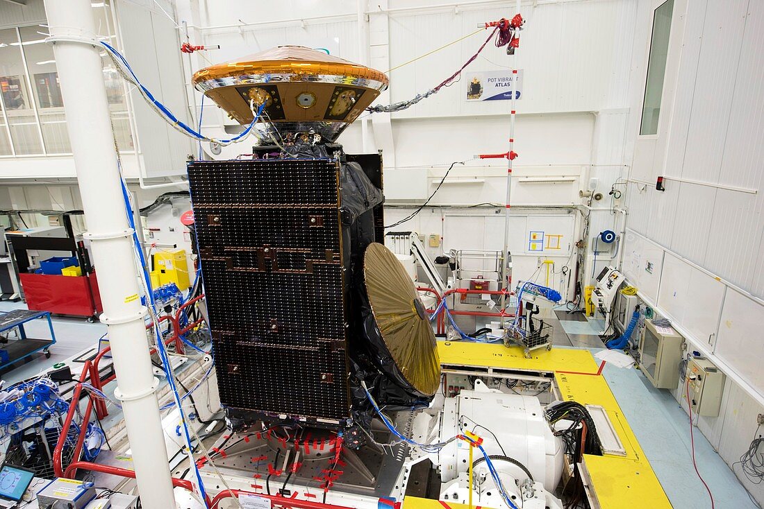 ExoMars spacecraft vibration testing