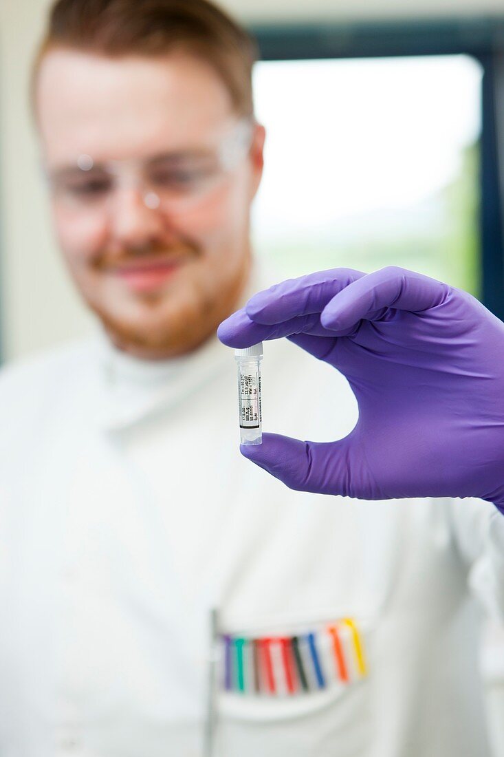 Handling a DNA sample