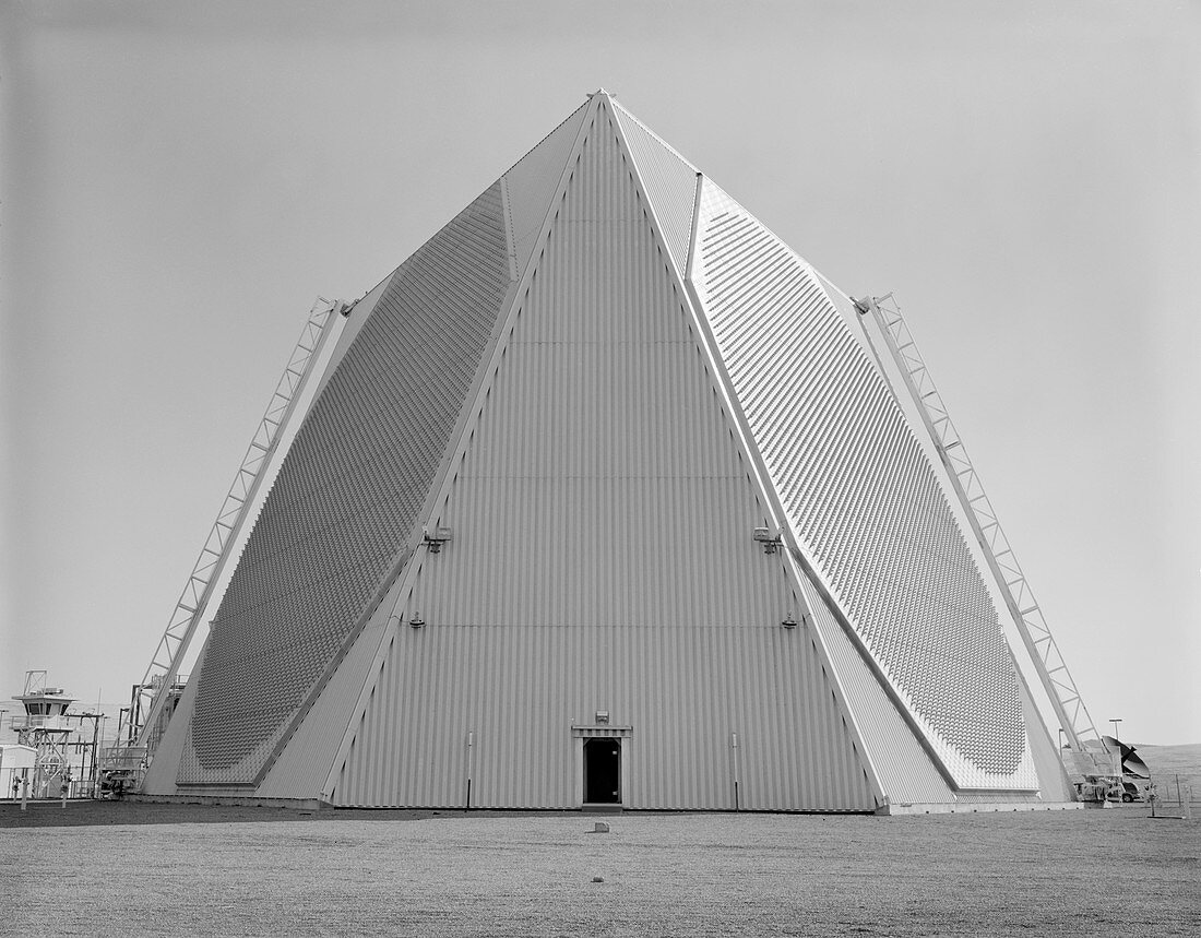 PAVE PAWS nuclear early-warning system, 1980s