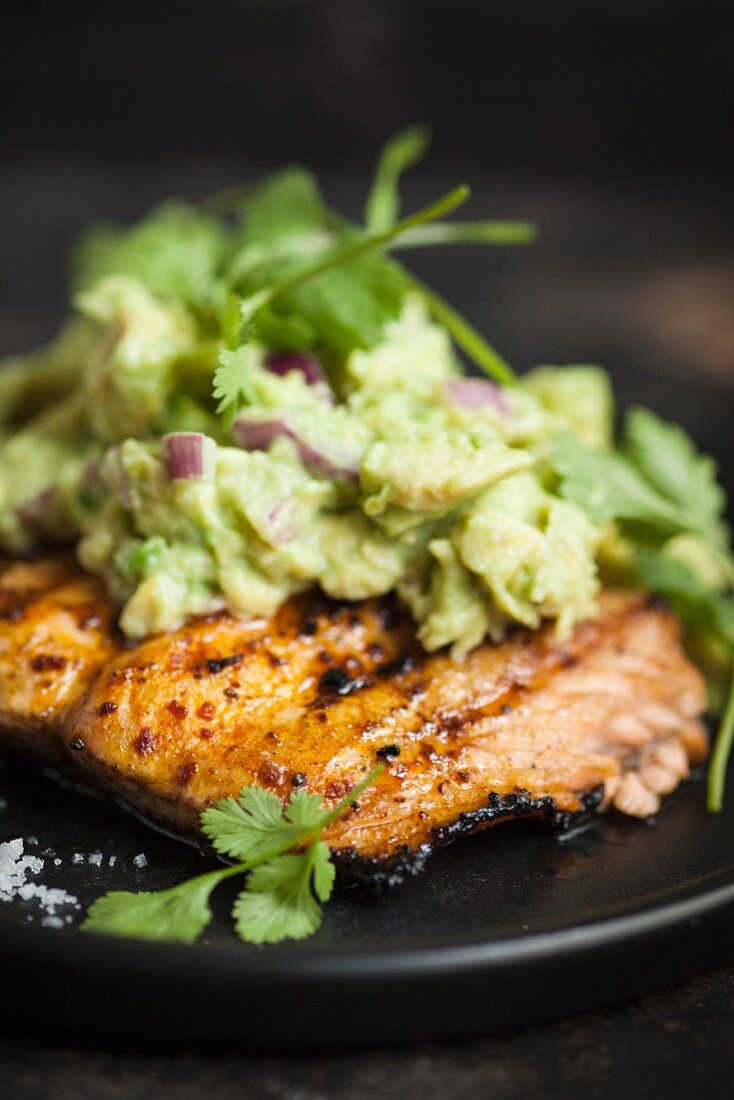 Grilled salmon with avocado cream and coriander