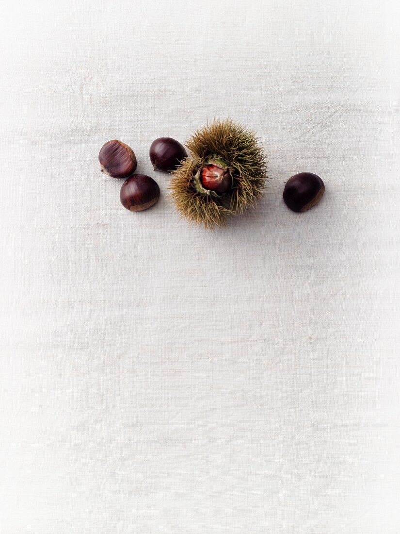 Chestnuts, shelled and unshelled